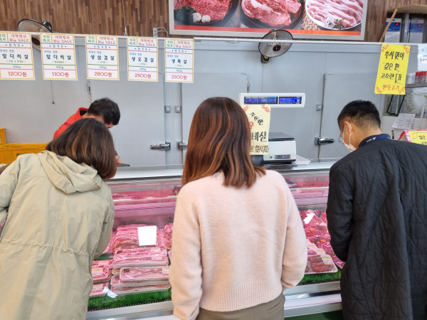 홍성군 부정 축산물 단속 및 한우유전자검사 실시