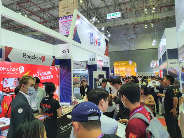 호치민 프랜차이즈 박람회 한국관 전경