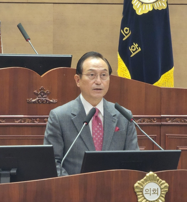 시정연설을 하는 박상돈 천안시장/박동혁 기자