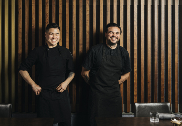 아이데스의 피터 군 오너셰프와 김지환 수석셰프