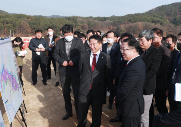지난 25일 평촌일반산업단지 현장방문 장면