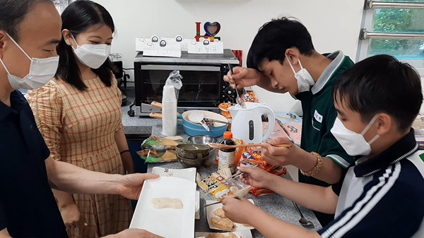 글로벌 마인드를 심어주는 일본문화(음식, 놀이, 언어) 체험 프로그램