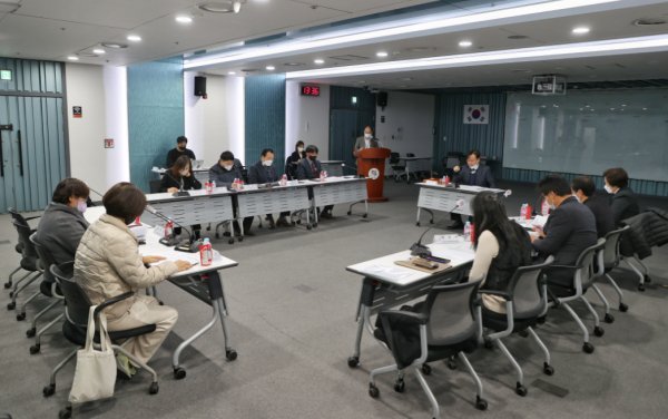 먹거리 위원회 회의 진행 모습