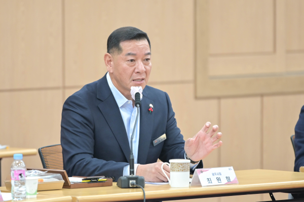 청년 창업 및 일자리사업 사업추진 성과보고회 개최 모습