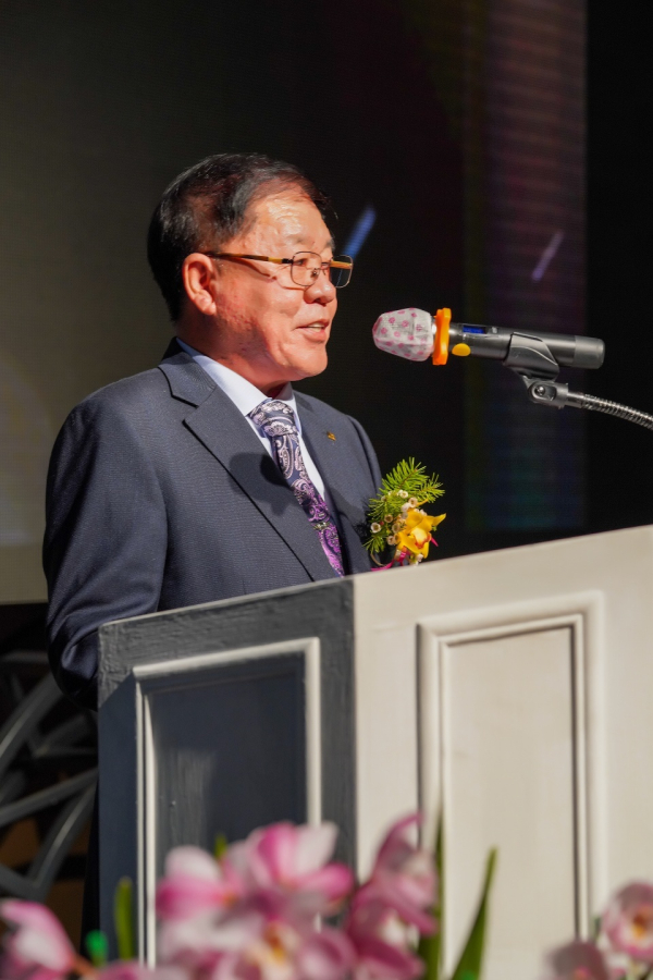 한밭대학교 최상우 제20대 최고경영자과정총동창회장이 취임사를 하고 있다.