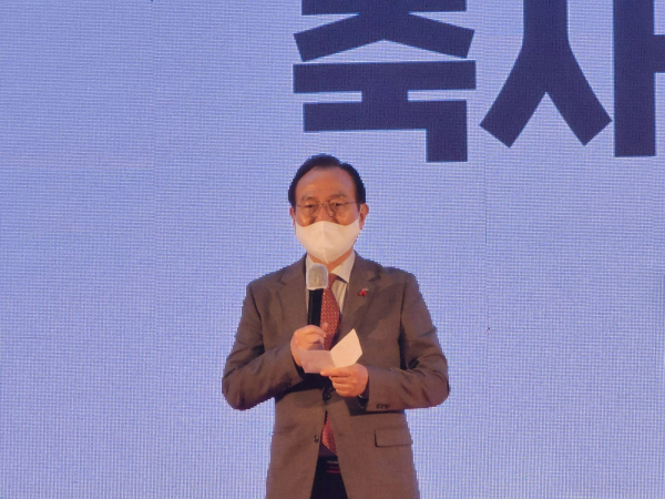 축사를 하는 박상돈 천안시장/박동혁 기자