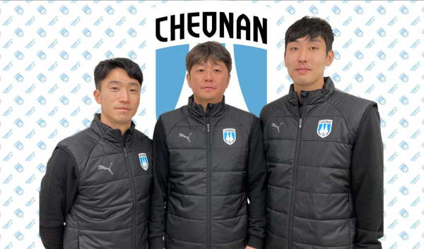 (왼쪽부터)고차원 코치, 조성용 감독, 장석원 코치/천안시티FC 제공