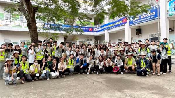 베트남 봉사 단체사진