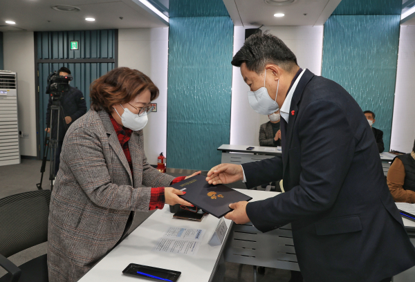 당진혁신교육지원단 위촉식 모습