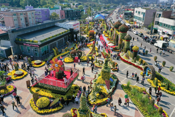 2022년 제6회 예산장터 삼국축제 모습