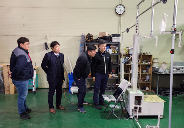 배드민턴 스윙 트레이닝 머신 최종 테스트