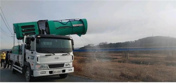 조류인플루엔자 방역장면