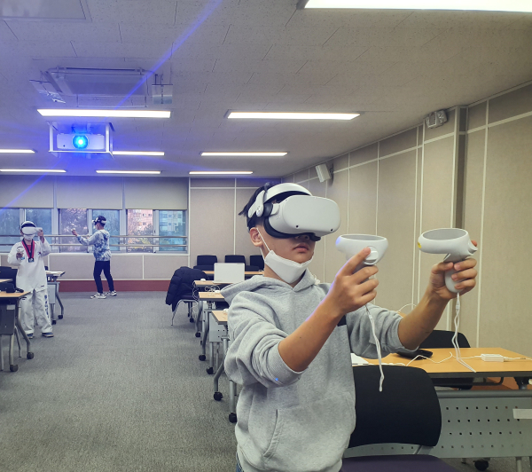 2022년 메타버스 콘텐츠 창작 프로그램 운영사진(내가 만나는 메타버스)