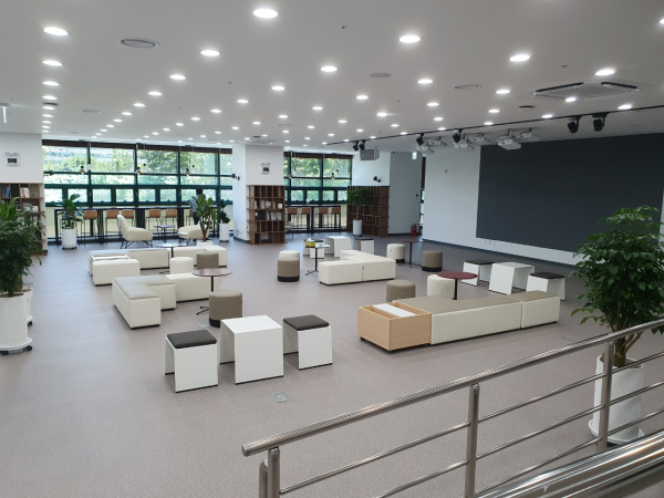 유성구 문지동에 위치한 충청권 ICT이노베이션스퀘어 내부 전경