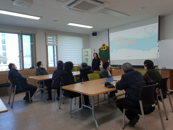 서구치매안심센터에서 개강한 인지강화교실 실시 장면