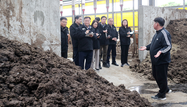칠전리부숙토 및 현대오일뱅크 페놀관련 환경오염대책 특별위원회 현장방문