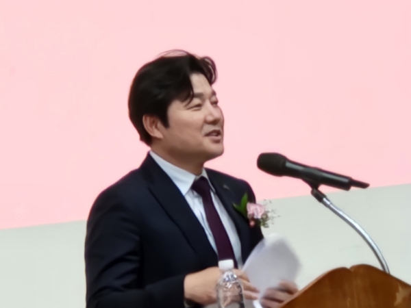 축사하는 이준배 세종시 경제부시장