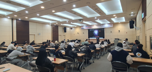2023학년도 졸업멘토 초청 특강 진행 모습