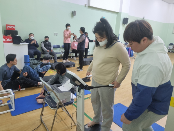 무지개복지공장 ‘장애인 체력측정’ 운영 모습