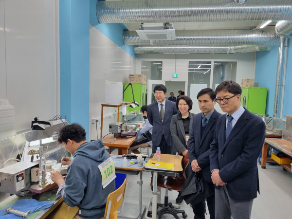 김진수 부교육감,  2023년 대전광역시 기능경기대회 참가선수 격려 모습