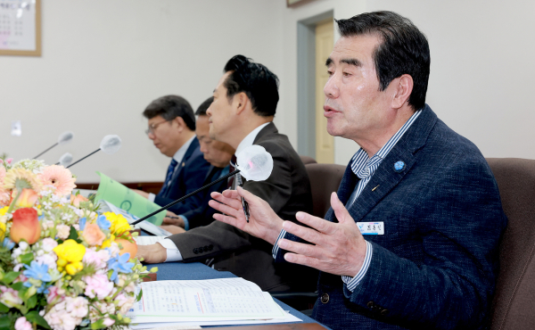 장동혁 국회의원 초청해 지속가능발전 방안 모색 정책간담회 개최 모습