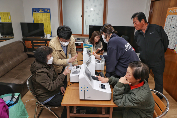 대호지면 산불 이재민 의료서비스 제공 모습