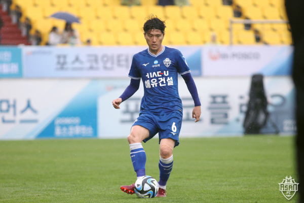 충남아산FC 경기 모습