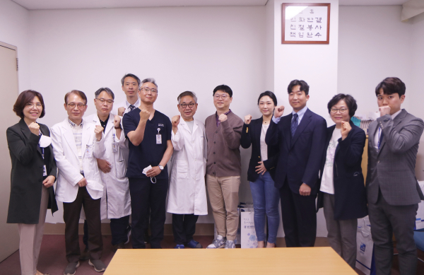 부천세종병원과 심혈관질환 진료 협력체계 구축 업무 협약 체결식 단체사진