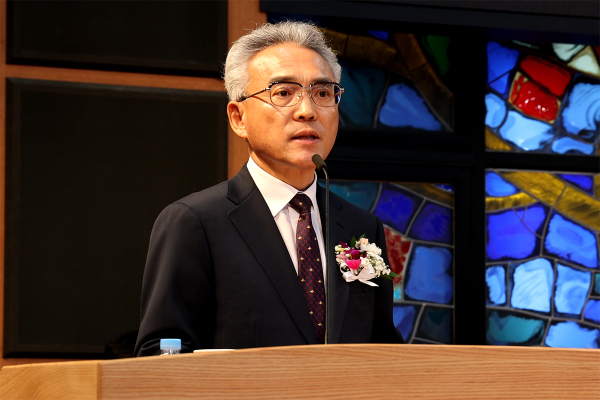 3일 목원대 채플(대학교회)에서 열린 ‘목원대학교 개교 69주년 기념예배’에서 이희학 총장이 기념사 모습