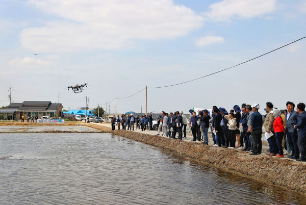 직파재배 연시회 개최 모습