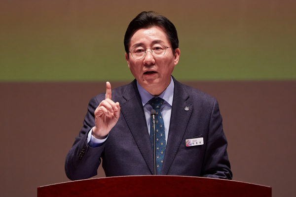 교육재정구조 재정립을 강조하는 박경귀 아산시장/아산시 제공<br>