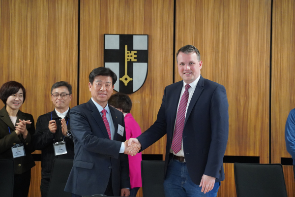 박범인 금산군수