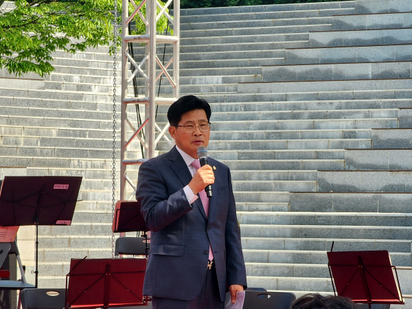 환영사를 하는 정도희 의장/박동혁 기자