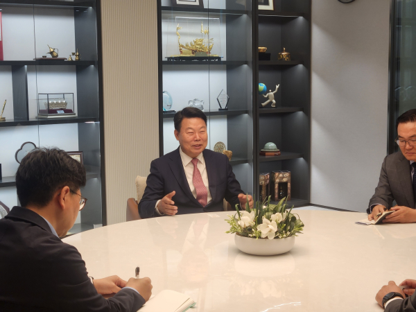 SK에코플랜트 방문 오성환시장-박경일 대표 간담 사진