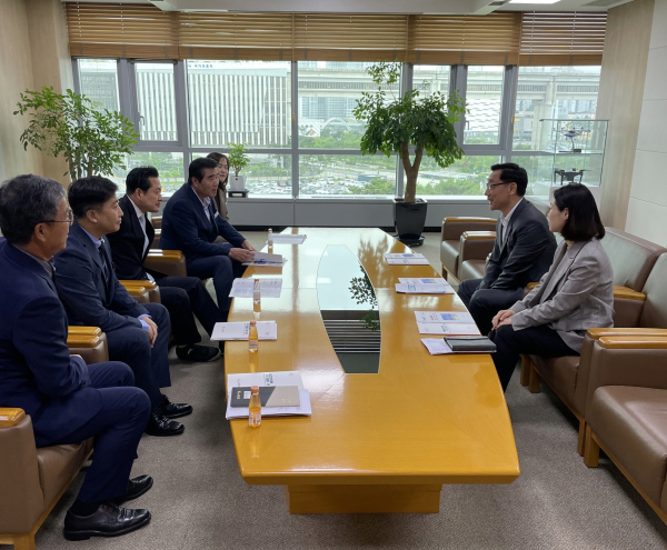 어명소 국토부 2차관 면담 사진