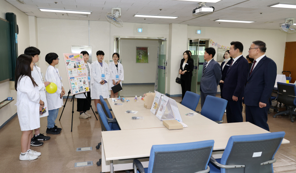 ‘노벨과학체험전 ’개최 모습