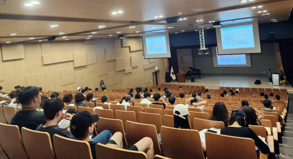 명품학습법 콘서트 개최 모습