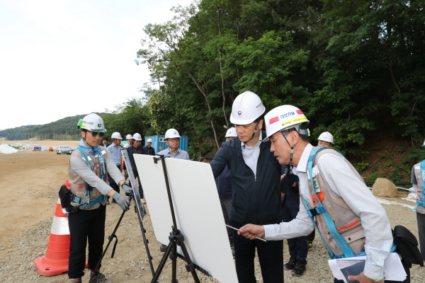 이상래 행복청장, 공동캠퍼스 등 건설현장 점검