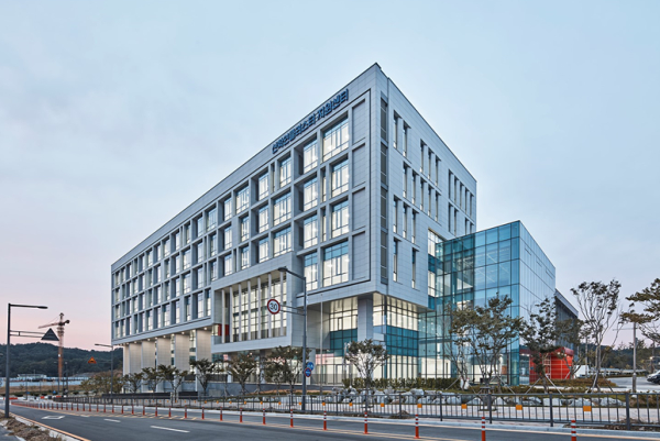 산학연클러스터지원센터 전경사진