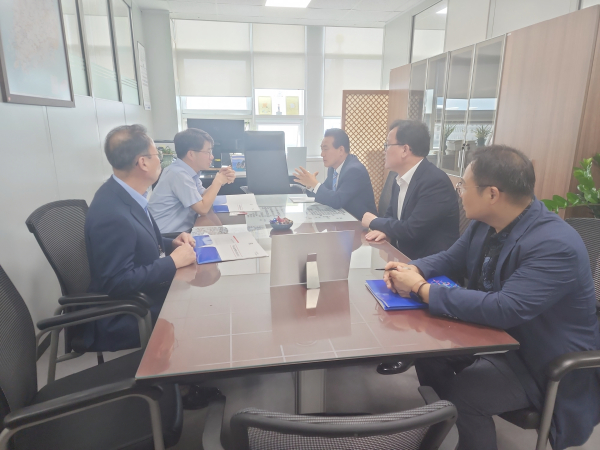 기재부 경제예산심의관을 만난 백성현 논산시장