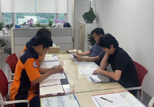 예산군-예산소방서 여름철 풍수해대응 협력체계 구축 회의 모습