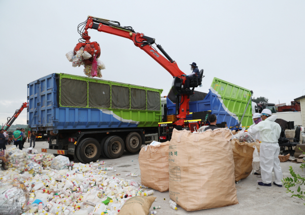 11일 남면 몽산리에서 진행된 2023년 제2차 숨은 자원 찾기 행사 모습.
