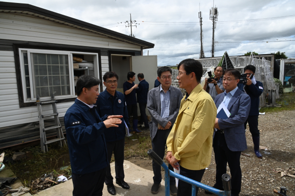 박정현 부여군수 관내 기업 수해현장 방문