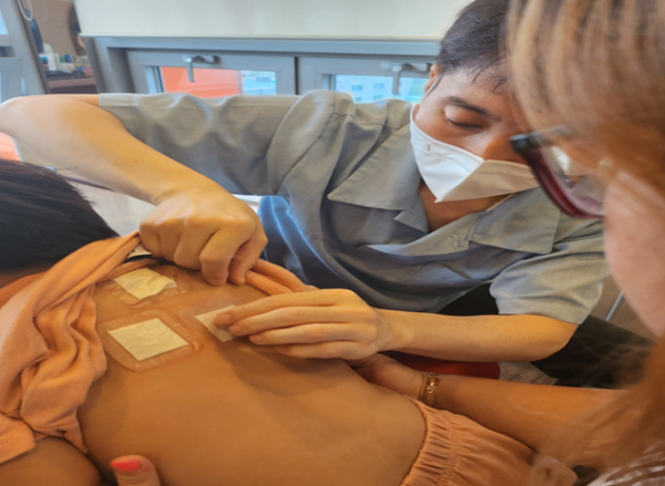 대덕구 드림스타트 프로그램‘동병하치’ 치료 진행 모습