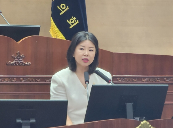5분 발언을 하는 유수희 의원/박동혁 기자