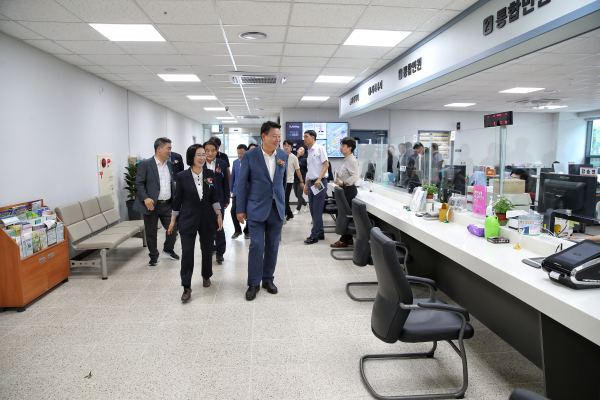 당진 2동 신청사 개청식 사진 (사무실)