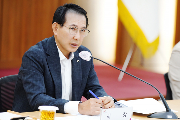 지난 10일 시청 중회의실에서 열린 해미국제성지 기반 내포문화유산 관광자원화 마스터플랜 수립 추진상황 보고회 모습