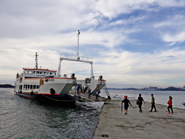 여객선 승선 모습