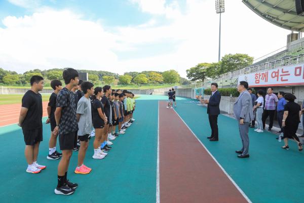 오성환 당진시장 종목별 선수단 격려