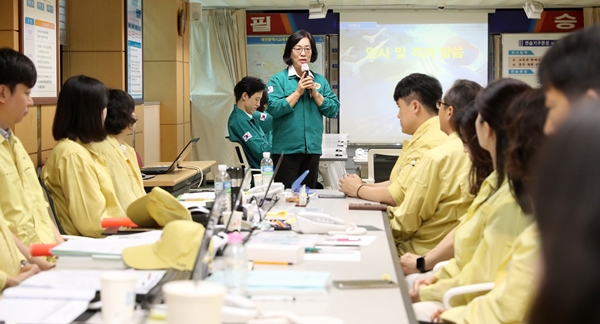 대전시의회 교육위가 대전시교육청 을지연습 현장을 찾아 격려했다.